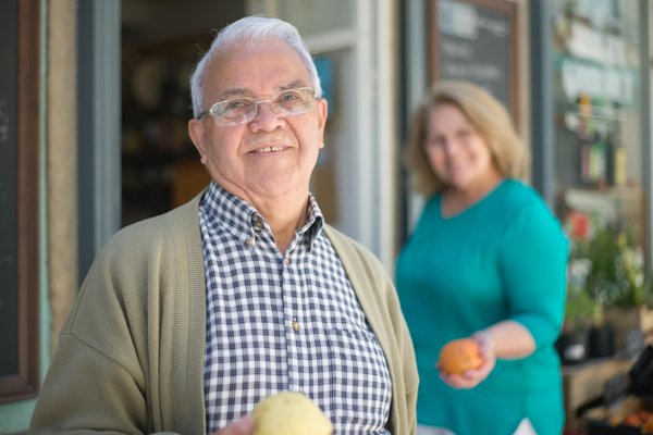 Explorez les Vertus du Lait d'Or pour Combattre l'Inflammation : Votre Guide Indispensable pour la Santé !